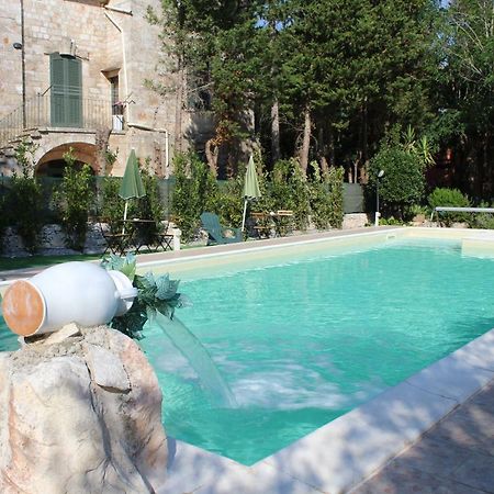 セルヴァ・ディ・ファザーノ Domus Relax Bed & Breakfast エクステリア 写真