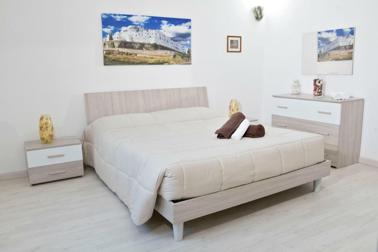 セルヴァ・ディ・ファザーノ Domus Relax Bed & Breakfast エクステリア 写真