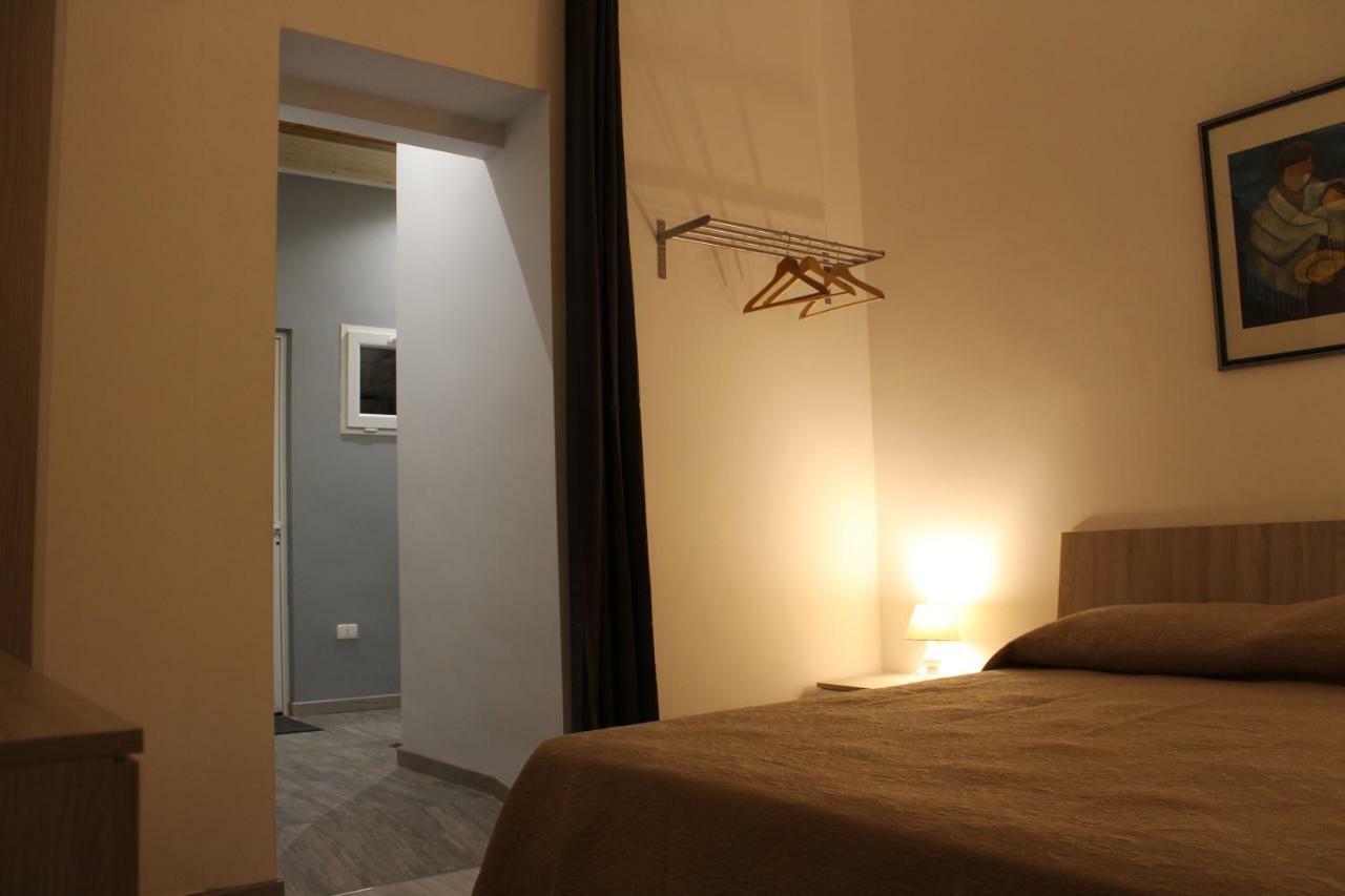 セルヴァ・ディ・ファザーノ Domus Relax Bed & Breakfast エクステリア 写真